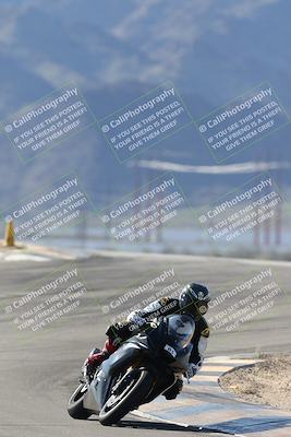 media/Jan-15-2026-Racers Edge (Thu) [[dfebeb70ab]]/3-B Group/Session 1 (Turns 9 and 8)/